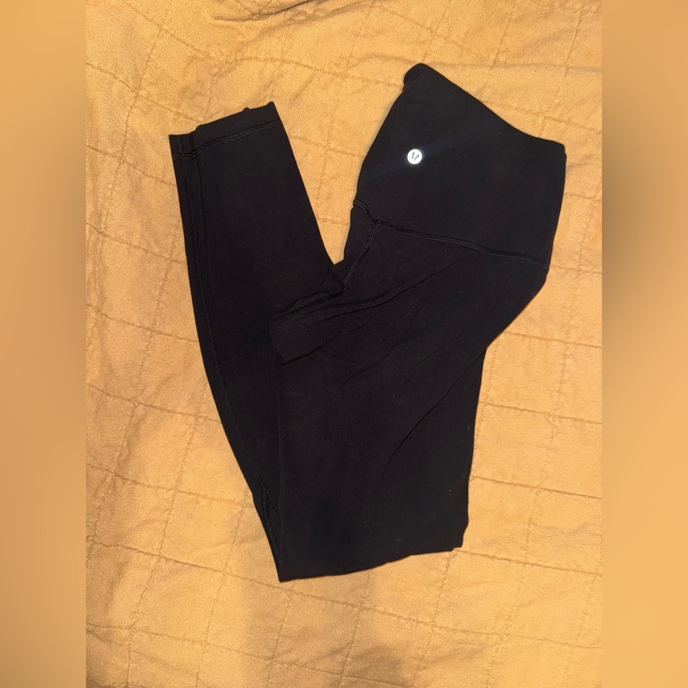 Lululemon leggings size 6